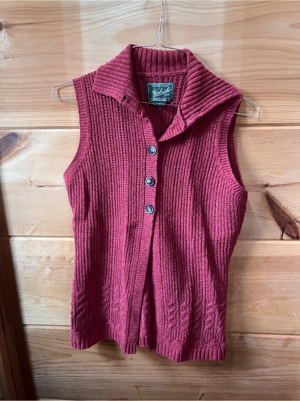 Woolrich Rib-Knit Sleeveless Vest in Deep Red